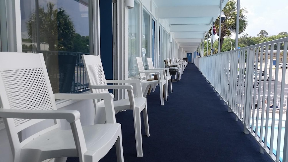 Vancouver Motel - photo 25