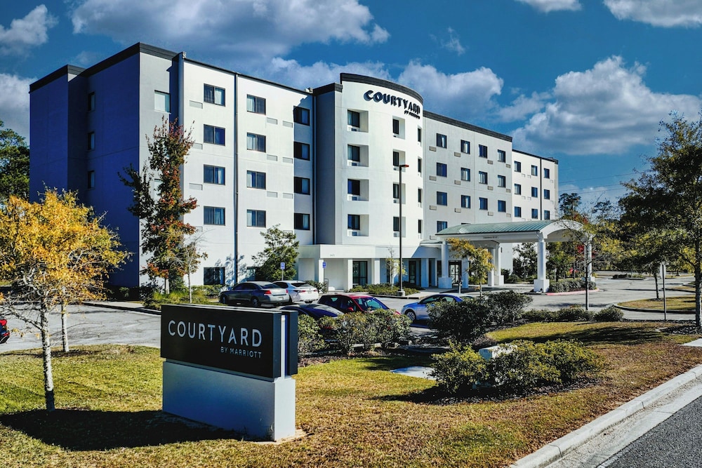 Courtyard by Marriott Biloxi North D'Iberville — hotel in D'iberville