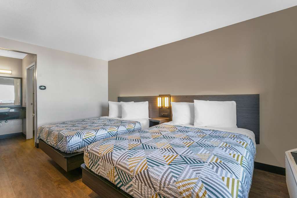 Motel 6 Merced CA North - photo 13