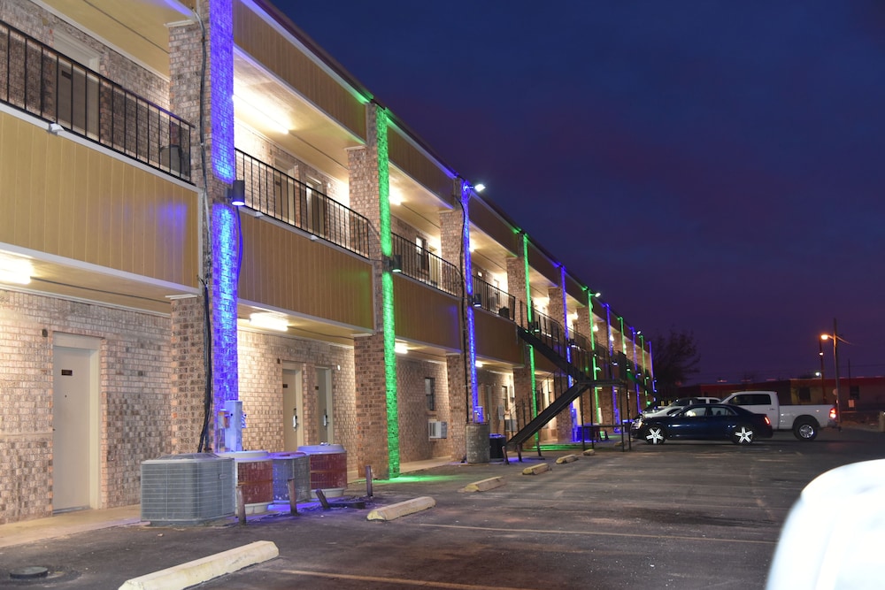 Extended Stay Snyder - photo 3