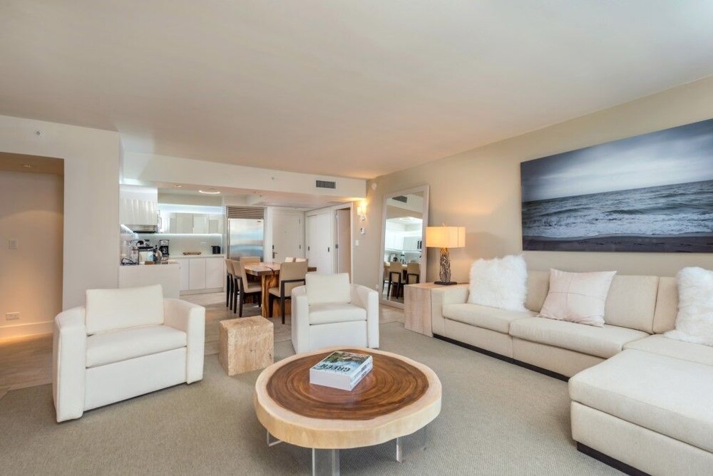 24th Street Condo #90250 — 4-Star Luxury Hotel in Miami Beach, United States