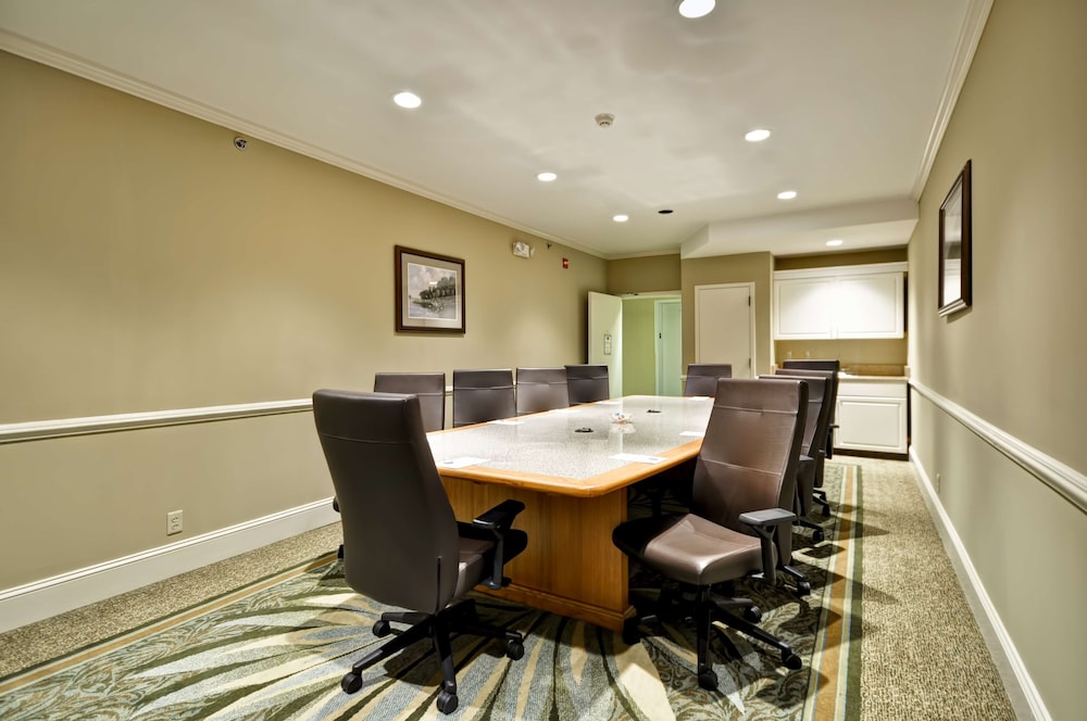 Hampton Inn & Suites Charleston Mt. Pleasant Isle Of Palms - photo 39