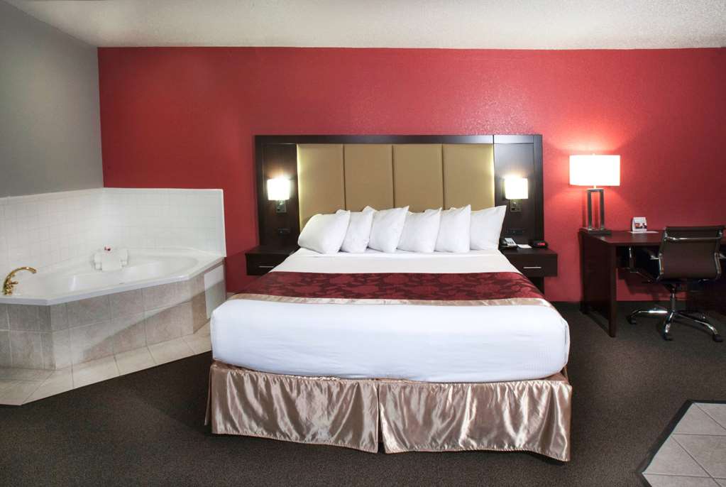Ramada by Wyndham Keystone Near Mt Rushmore - photo 23