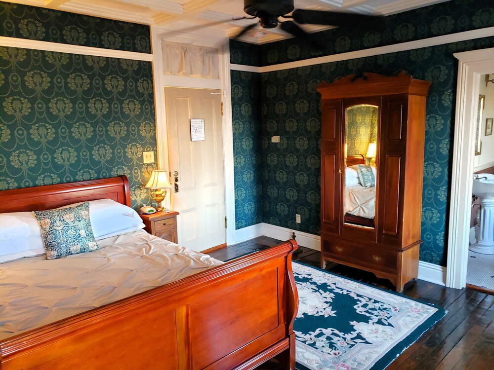 Iron Horse Hotel - photo 21