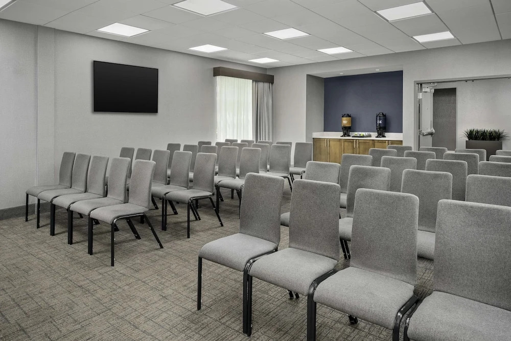 Home2 Suites by Hilton Greenville - photo 19