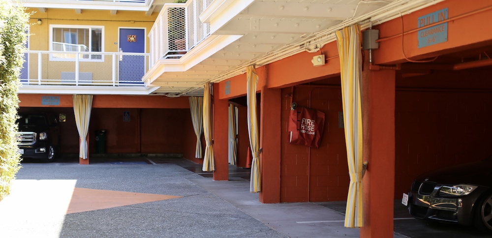 Hotel Del Sol - photo 49