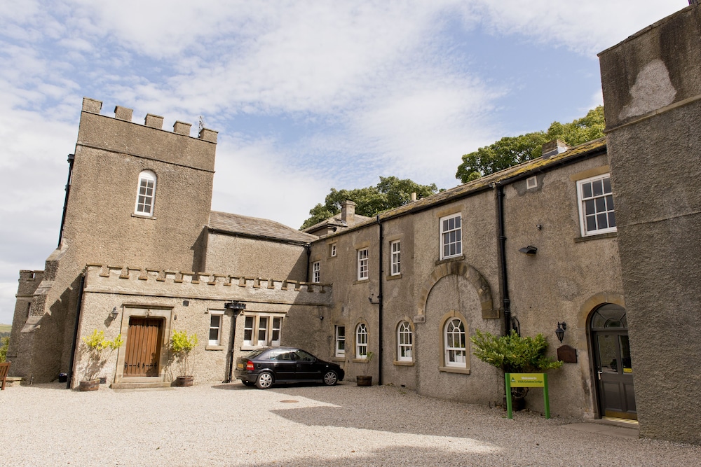 YHA Grinton Lodge Hostel — 4-Star Luxury Hotel in Richmond, United Kingdom
