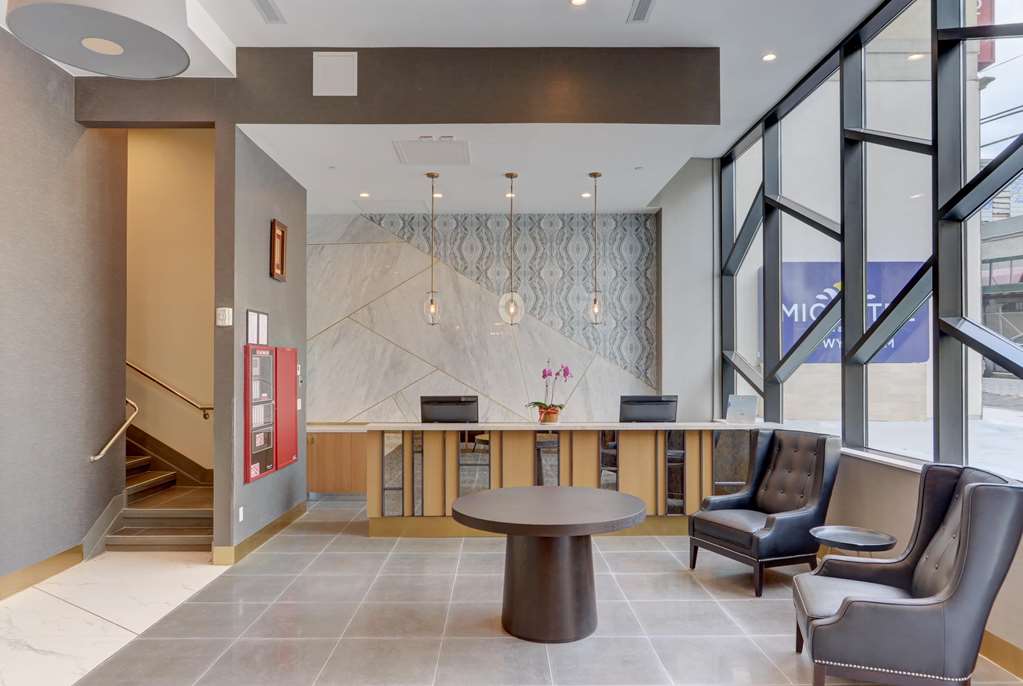 Microtel Inn by Wyndham Long Island City - photo 14