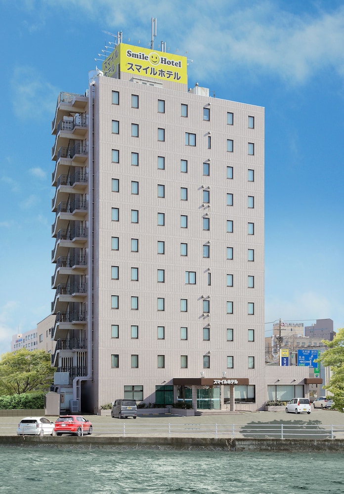 Smile Hotel FukuokaOkawa — hotel in Okawa