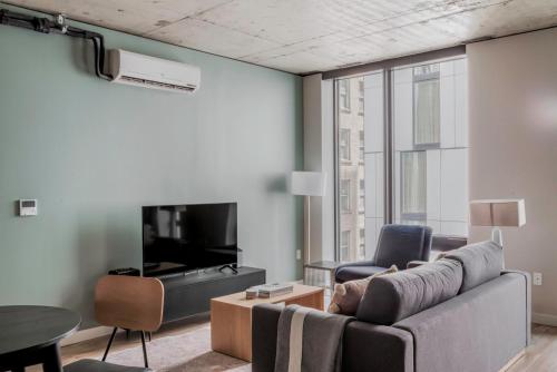 Blueground Downtown gym roof nr nightlife SEA 738 — 4-Star Luxury Hotel in Seattle, United States