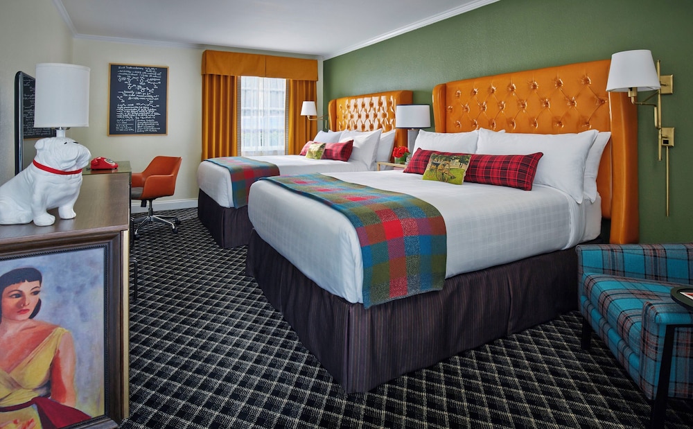 Graduate Athens - photo 4