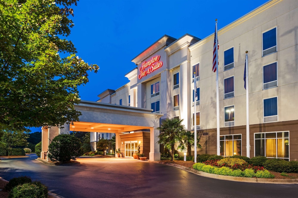 Hampton Inn & Suites Clinton I 26 - featured photo