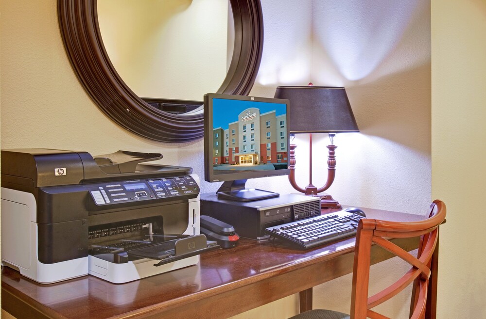 Candlewood Suites Williston by IHG - photo 38