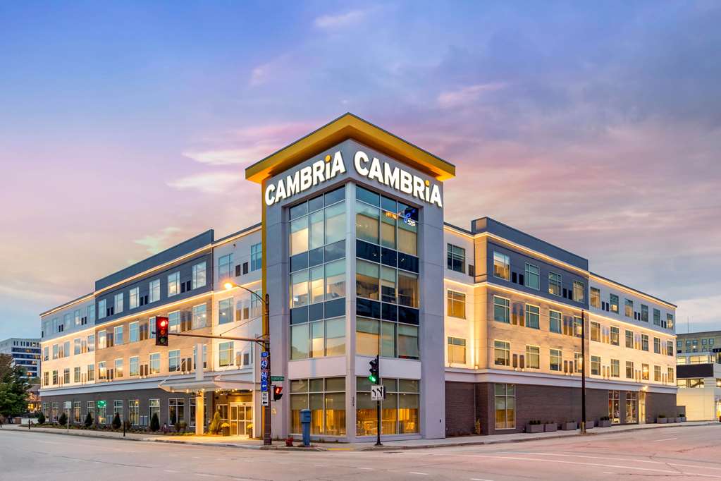 Cambria Hotel Milwaukee Downtown in Milwaukee, United States