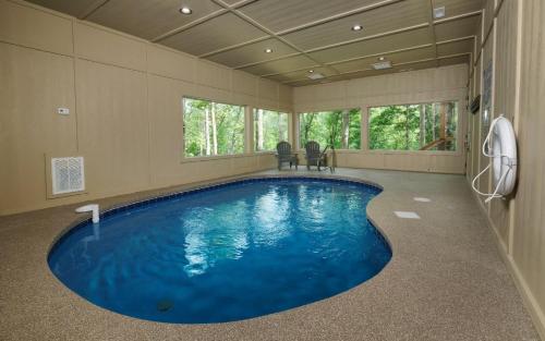Mystic Timber - last minute hotel in Sevierville
