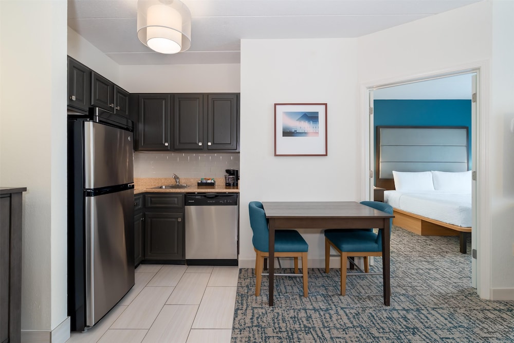 Homewood Suites by Hilton Eatontown - photo 16