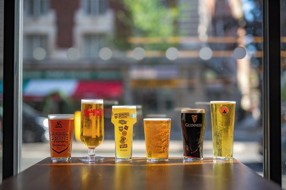 מזון ומשקאות