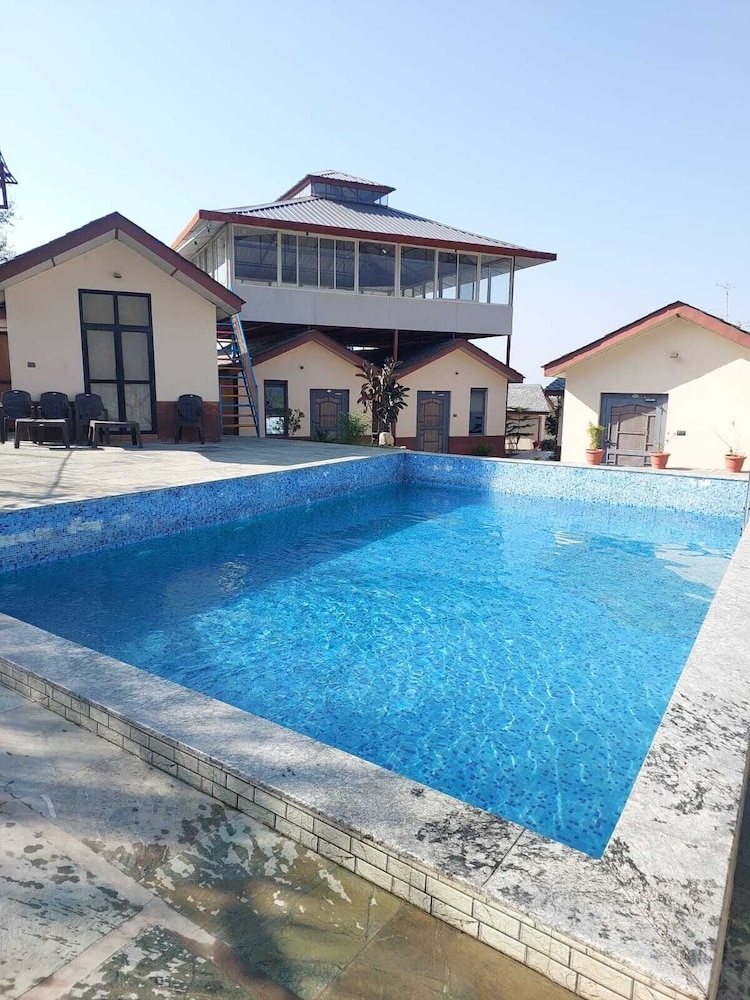 The Rana Resort — hotel in Jogindarnagar
