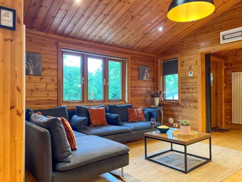 Sky Lodge Great Ayton spacious dog friendly lodge with hot tub and on site bistro