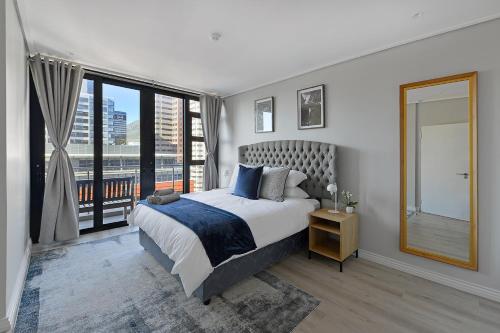 Maryam Designer apartment stunning views