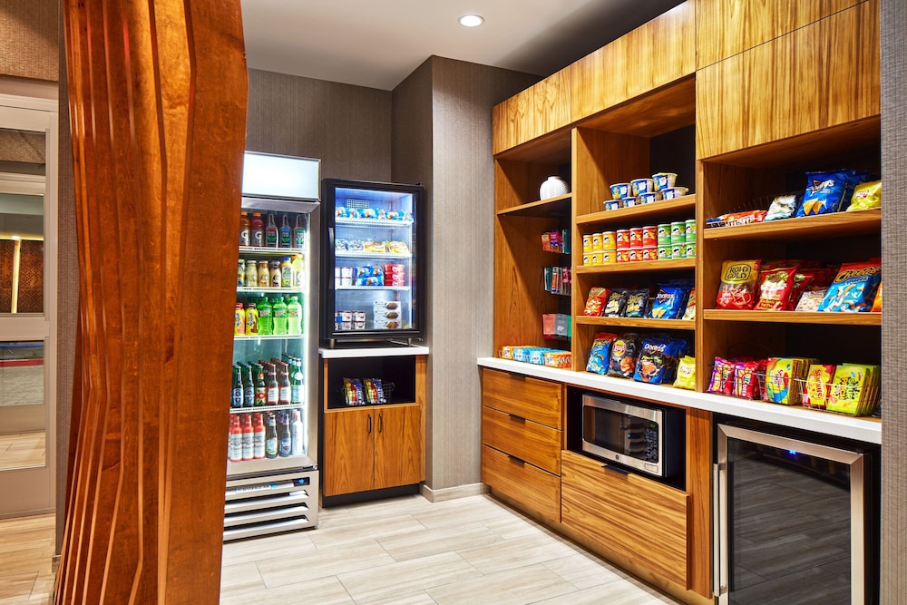 SpringHill Suites by Marriott Los Angeles Downey - photo 20