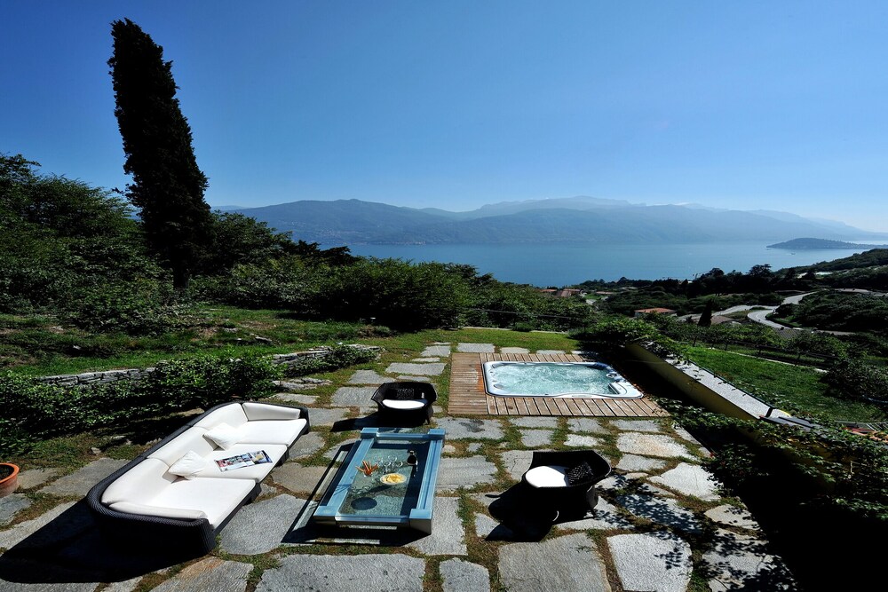 Giardino Di Croce — Menaggio