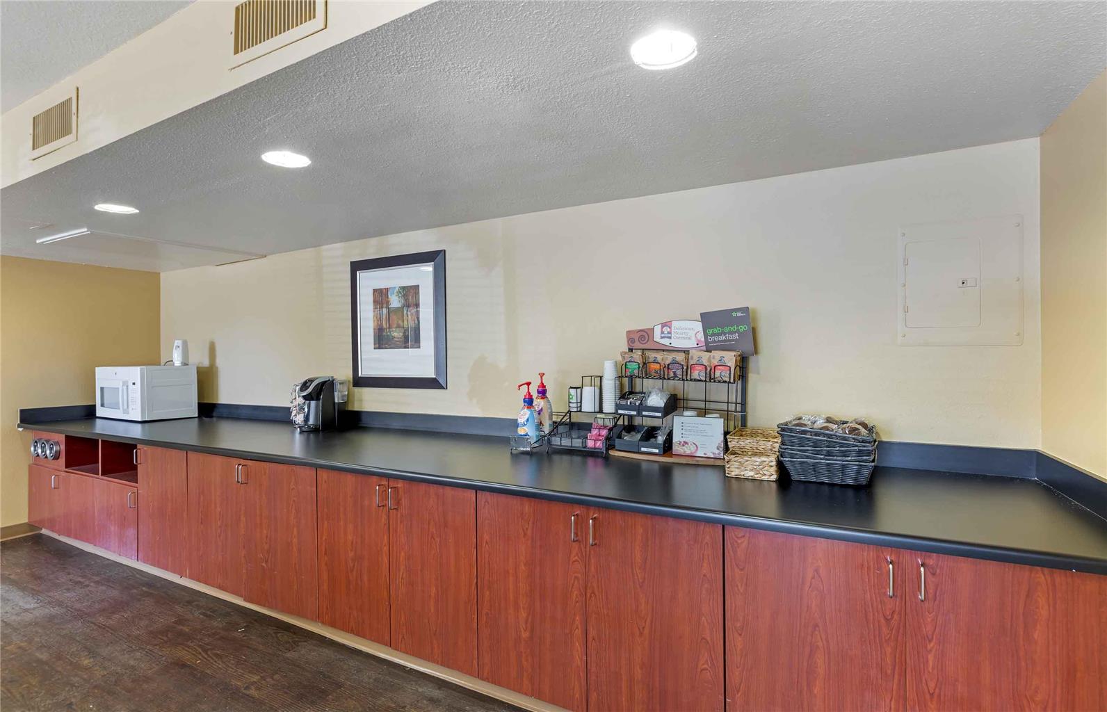 Extended Stay America Suites Denver Aurora North - photo 7