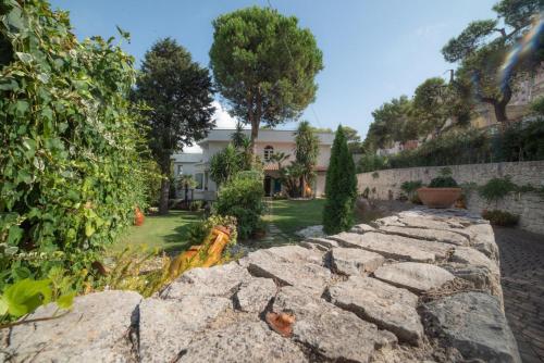 The Flats in Villa — 4-Star Luxury Hotel in Mottola, Italy