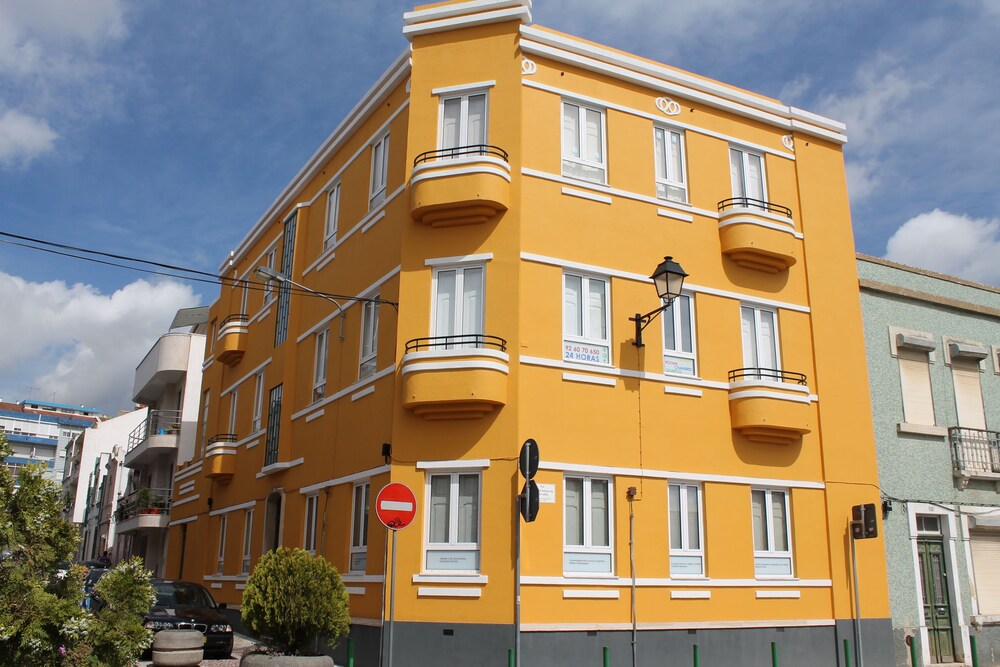 Hostel DP Suites & Apartments VFXira