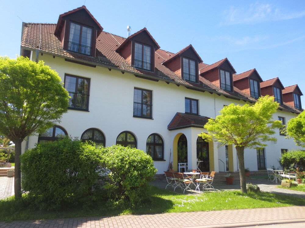 Hotel Schwartze — hotel in Weimar