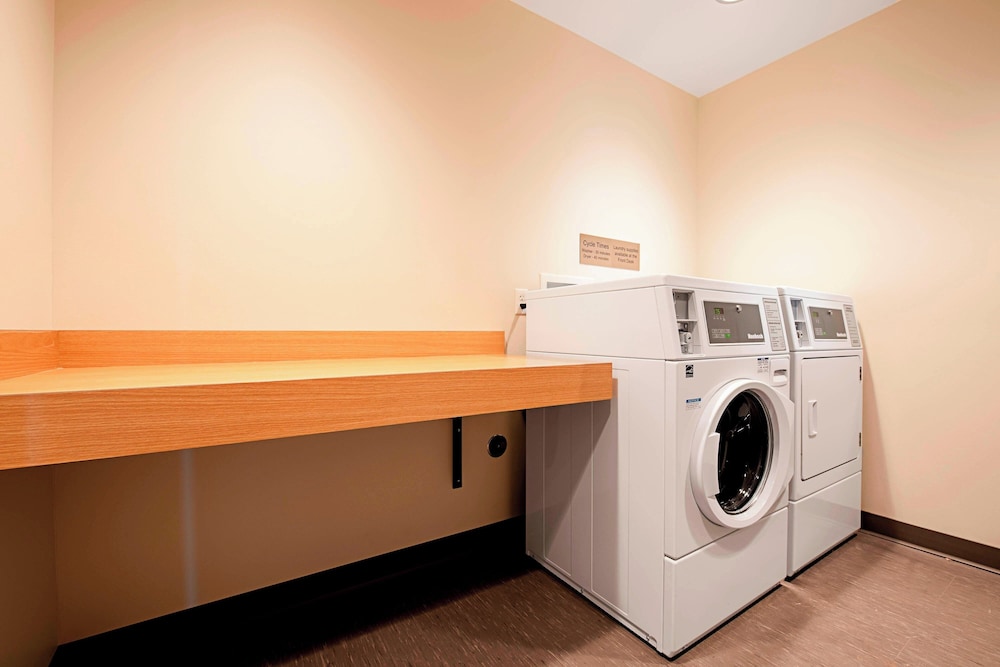 Fairfield Inn & Suites by Marriott Duluth Waterfront - photo 30