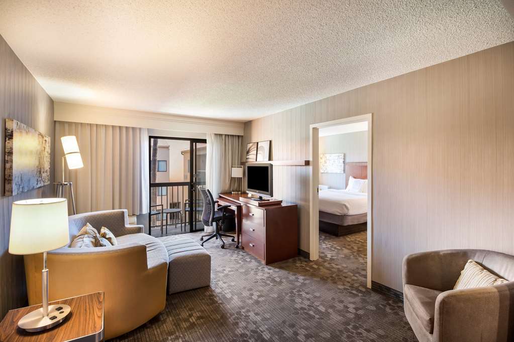 Sonesta Select Huntington Beach Fountain Valley - photo 20