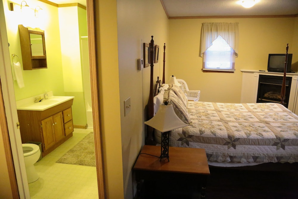 Salt Ash Inn - photo 14