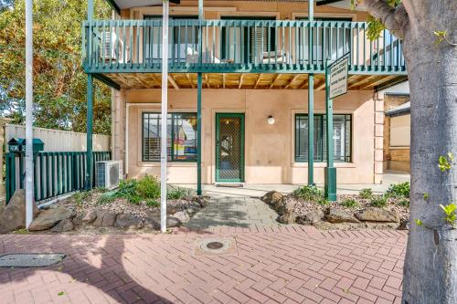 Cadell Street Apartments Goolwa — 4-Star Luxury Hotel in Goolwa, Australia