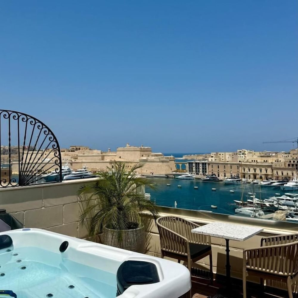 Palazzo De La Sengle Boutique Hotel in Senglea, Malta