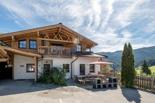 Tauernhaus Sonnblick Top 1 13p 5 kamers luxe sauna uitzicht in Muehlbach Am Hochkoenig, Austria