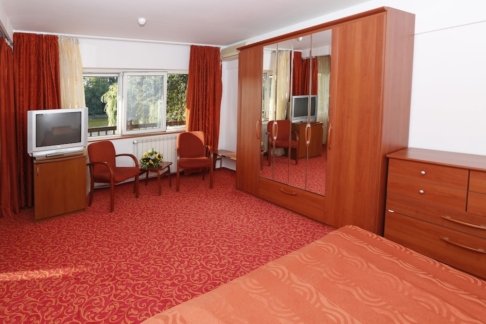 Hotel Herastrau — Bucharest — photo 3