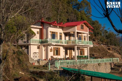 StayVista at Jillmora Heights BBQ & Bonfire in Naini Tal, India