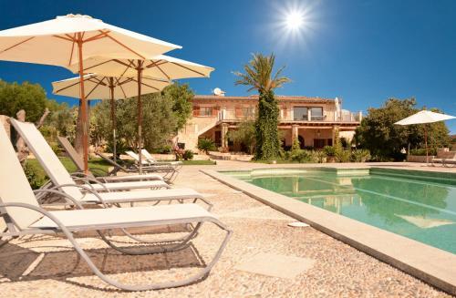 Agroturismo Son Burgues in Petra, Spain