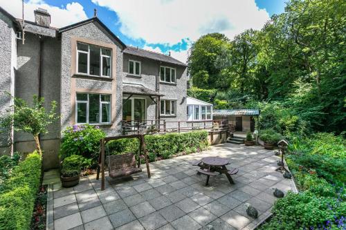 Hollybrook - carbon neutral hotel in Ambleside