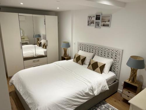 Logement Design Entier Neuf A Paris Gentilly — Gentilly