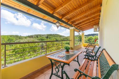 Casa D' Irene — 4-Star Luxury Hotel in Agios Matthaios, Greece