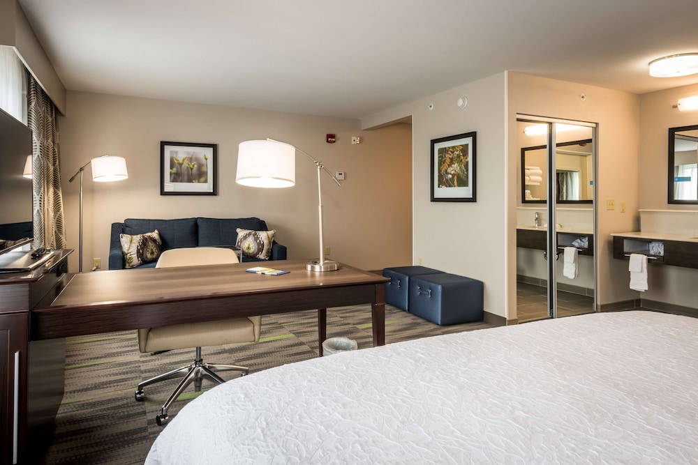 Hampton Inn & Suites Hammond - photo 16