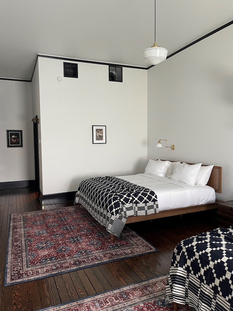 Hotel Hardware - photo 10