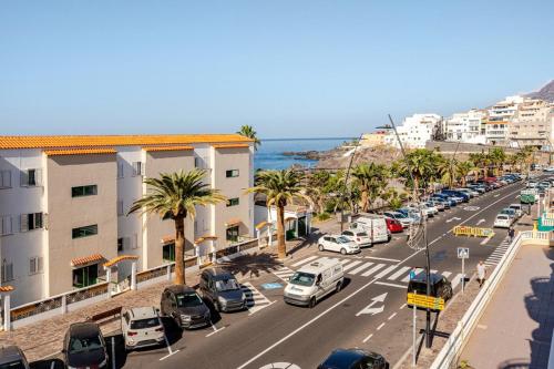 Apartment Playa la Arena — 4-Star Luxury Hotel in Santiago Del Teide, Spain