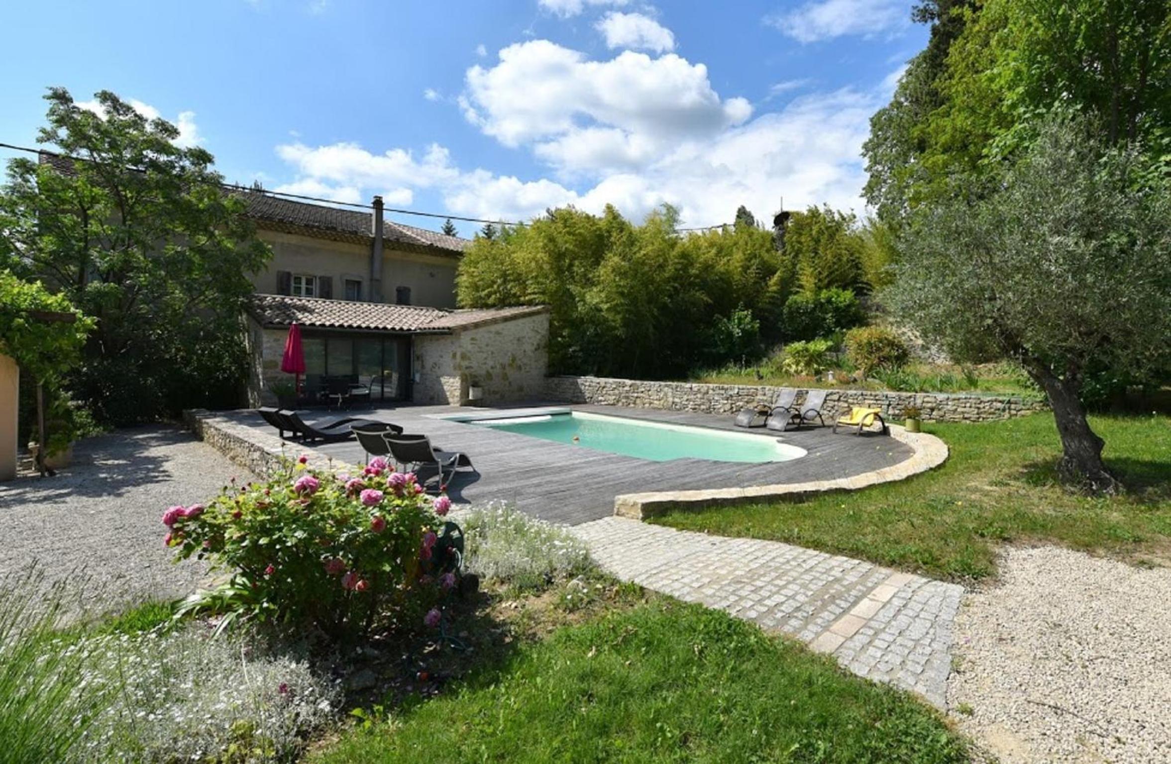 Hôtel Le Relais Du Vivarais — hotel in Viviers