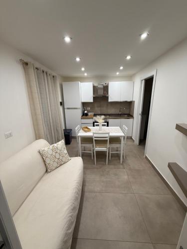 Fz House — 4-Star Luxury Hotel in Catania, Italy