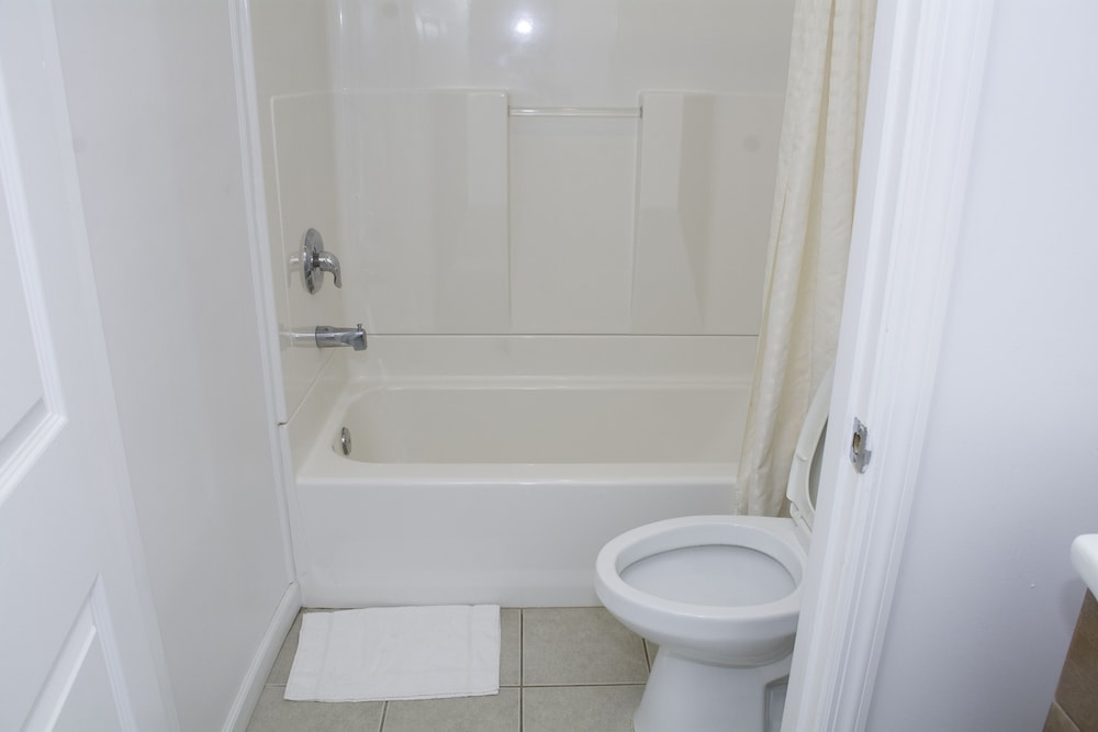 At 9 Motel - photo 36