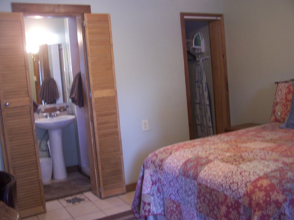 Blanco County Inn - photo 29