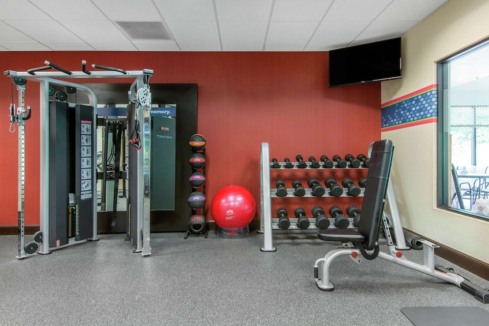 Hampton Inn Meadville - photo 43
